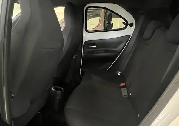 Toyota Aygo X cena 73900 przebieg: 11500, rok produkcji 2023 z Dziwnów małe 191